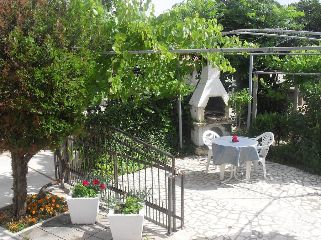 Apartments Tanja & Boris Baska  Exterior photo